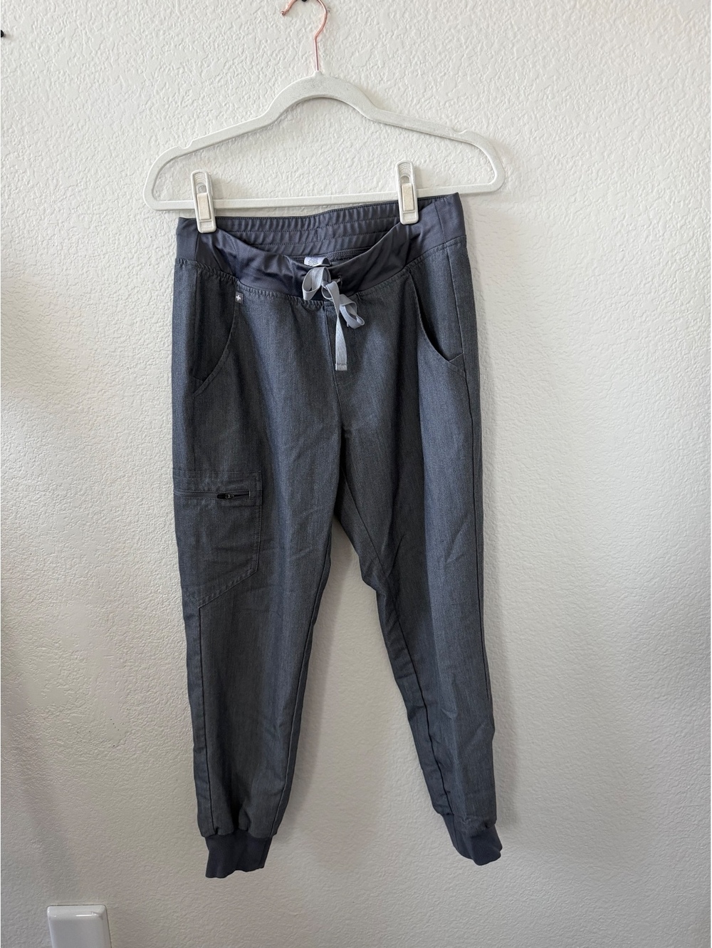 FIGS Technical Collection graphite Gray Jogger Pants Small zamora